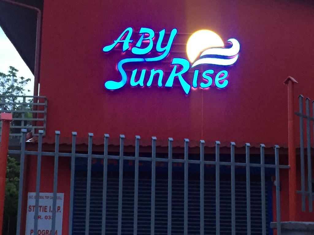 Aby Sunrise Hotel Orsova Luaran gambar